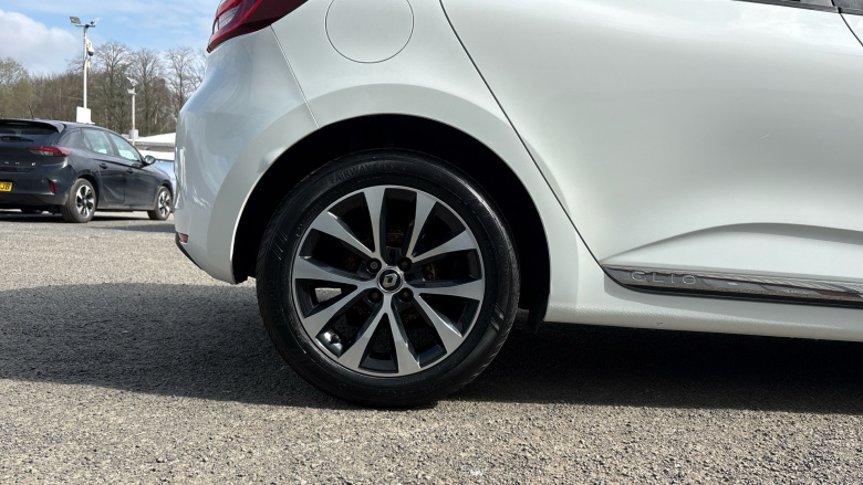 Renault Clio 1.0 TCe 100 Iconic 5dr Petrol Hatchback